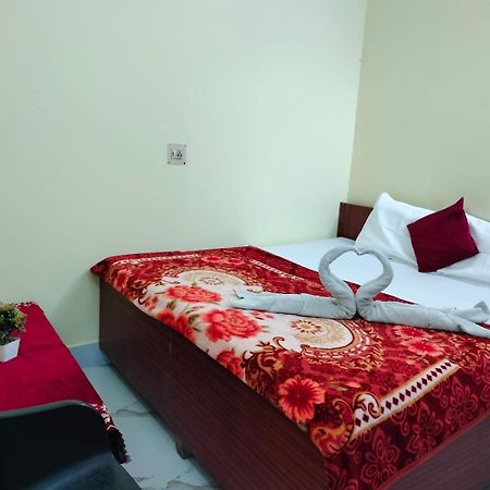 Jpm Guest House Varanasi Bagian luar foto