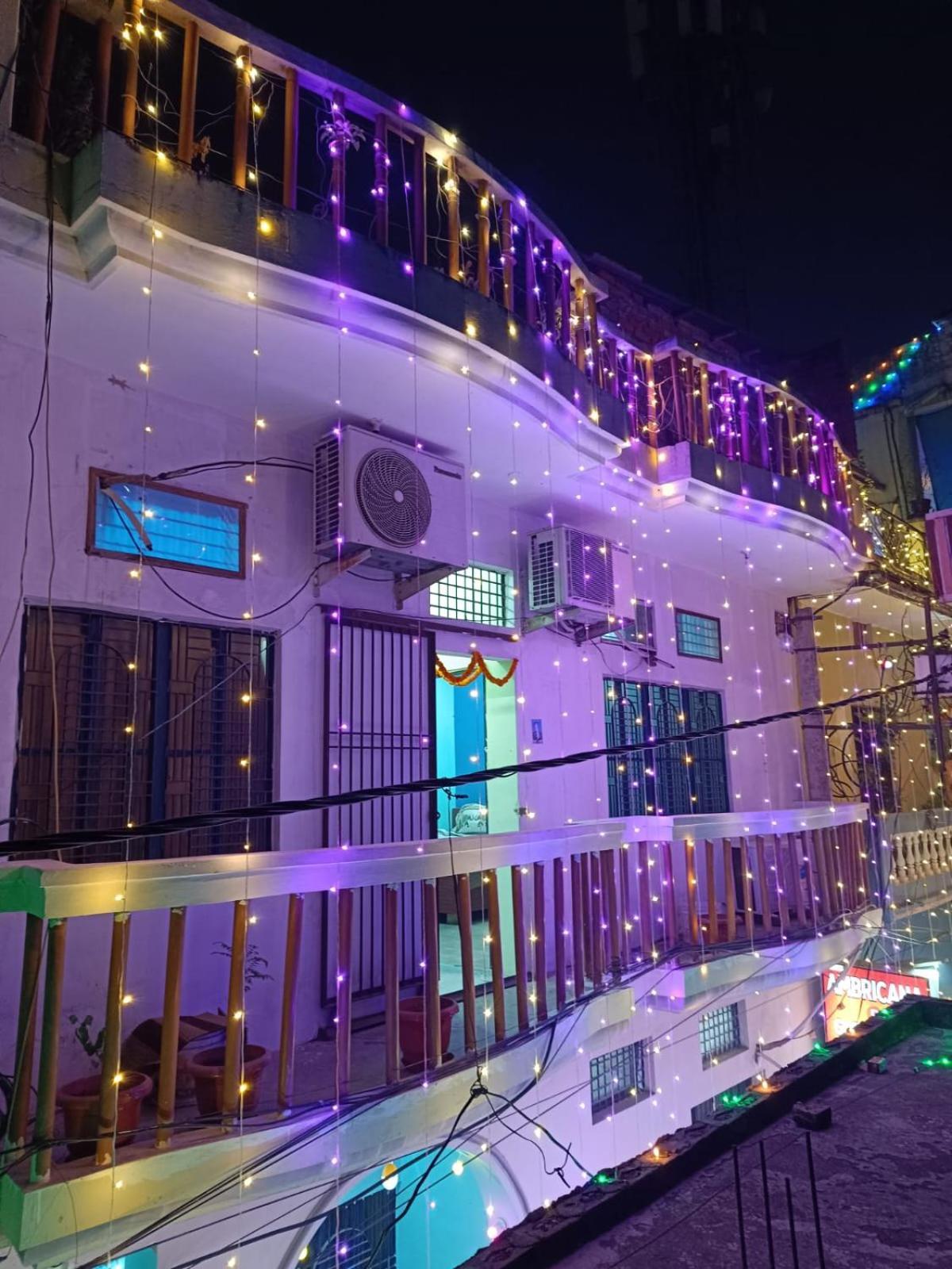 Jpm Guest House Varanasi Bagian luar foto
