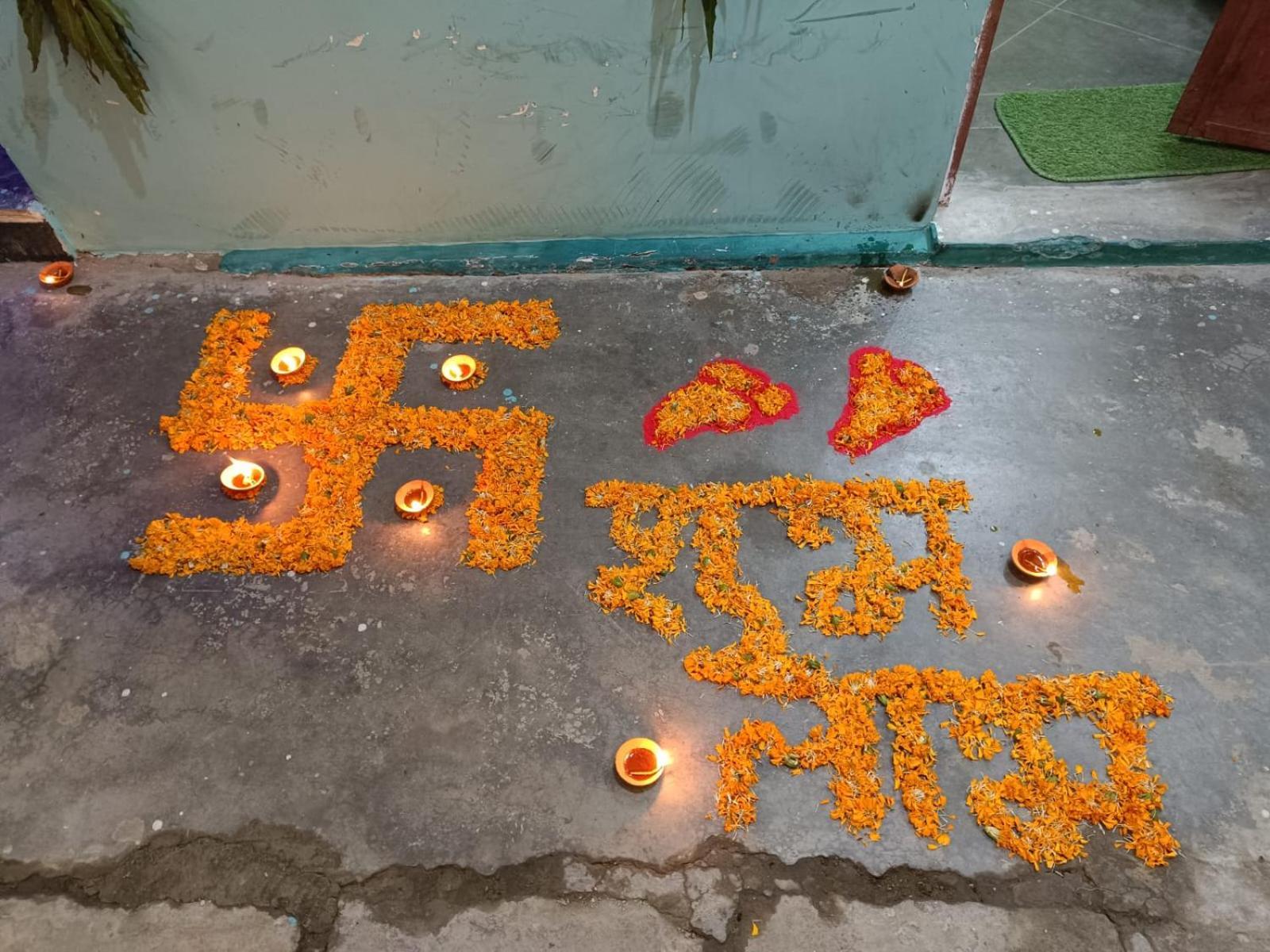 Jpm Guest House Varanasi Bagian luar foto