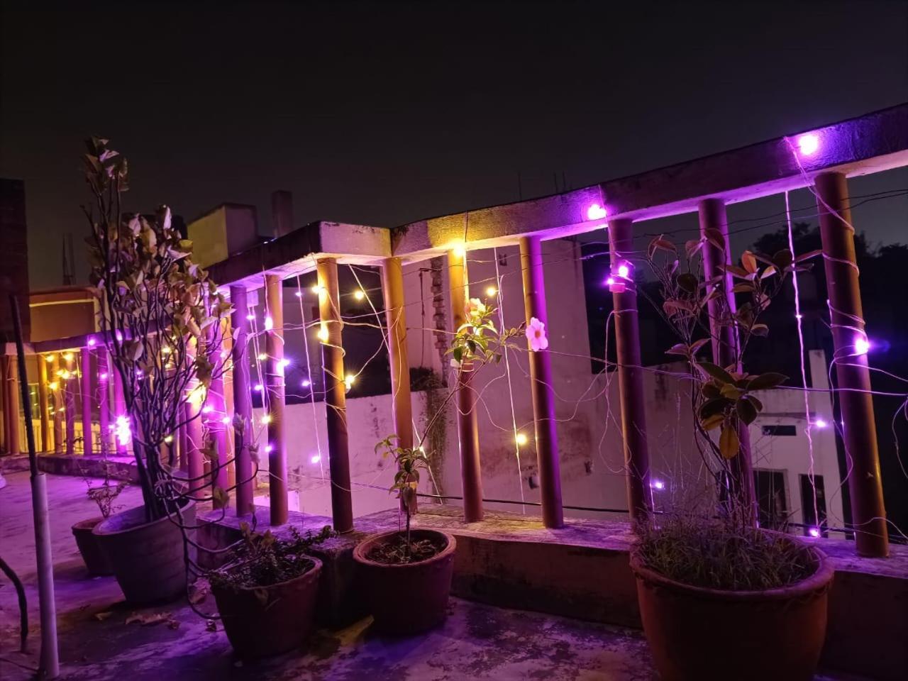 Jpm Guest House Varanasi Bagian luar foto