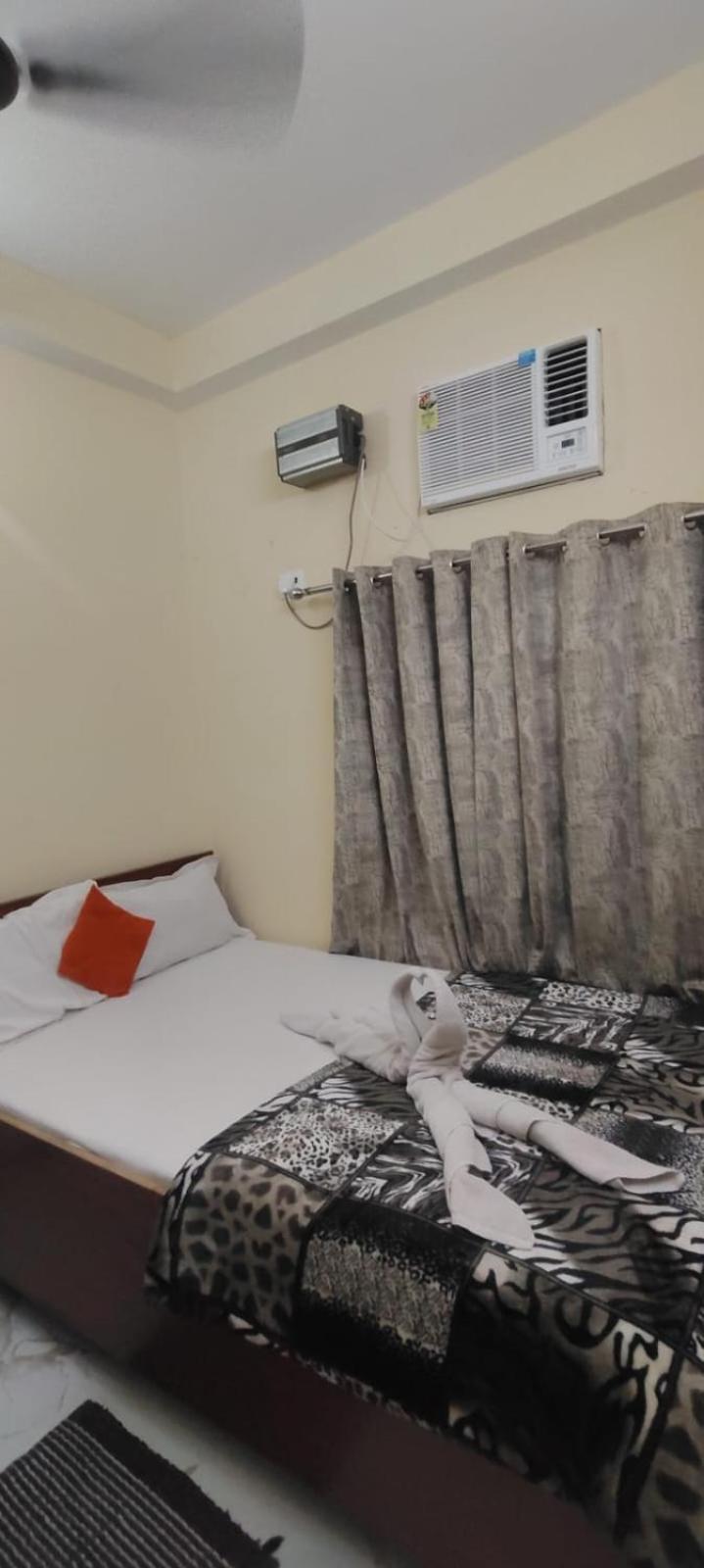 Jpm Guest House Varanasi Bagian luar foto