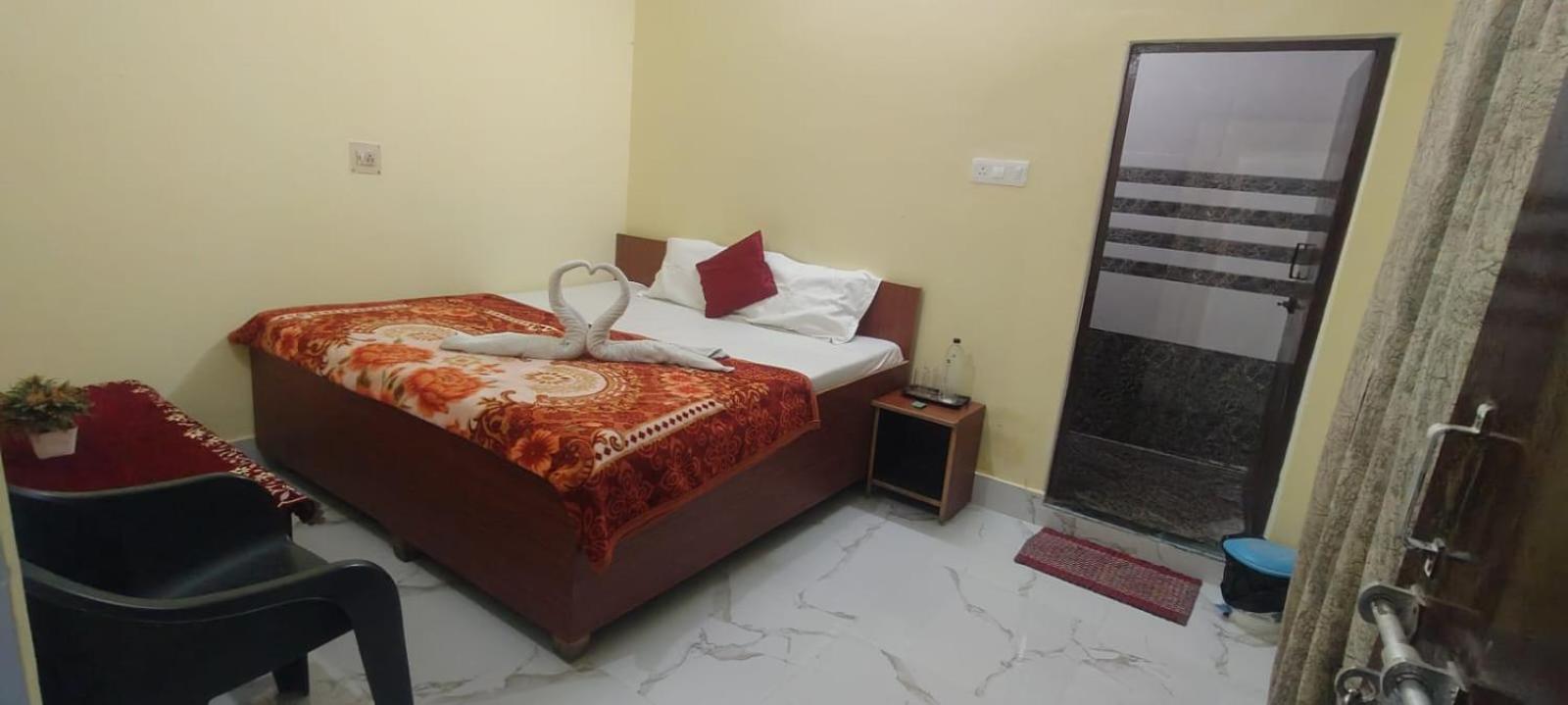Jpm Guest House Varanasi Bagian luar foto
