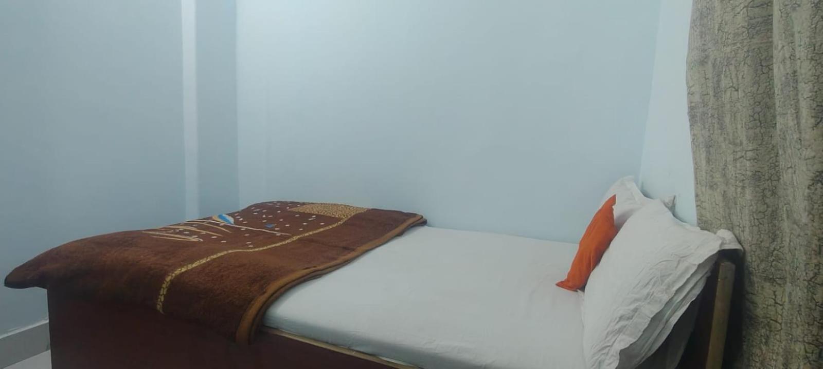 Jpm Guest House Varanasi Bagian luar foto